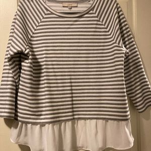 Loft pull over top